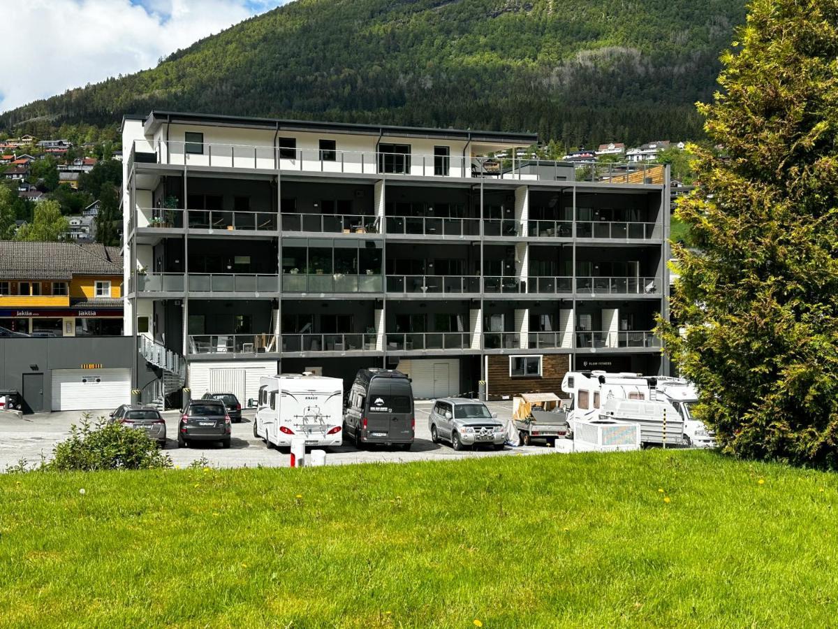 Stryn House - Hotel & Apartments Exterior foto