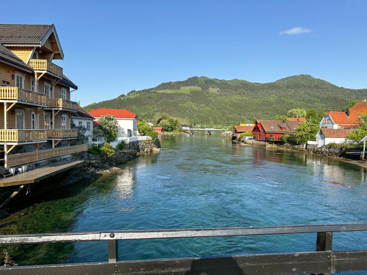 Stryn House - Hotel & Apartments Exterior foto